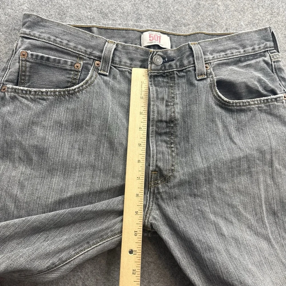Levis 501 Jeans Mens 34x34 Gray Faded Straight Leg Button Fly Y2K Denim